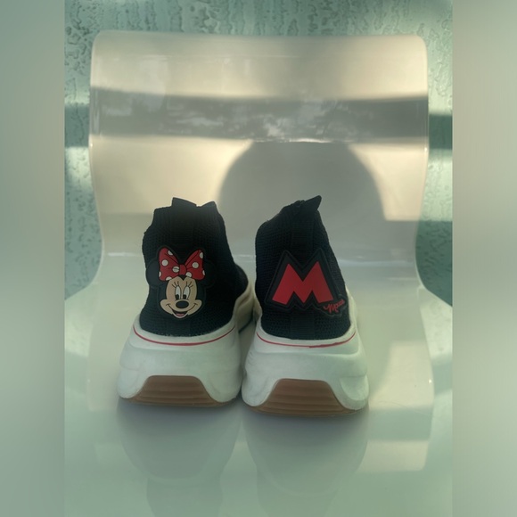 Zara - Picture 3 of 4